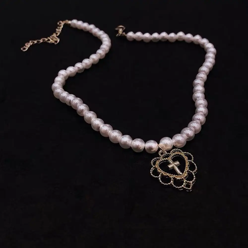 

Vintage Heart Cross Pendant Necklace For Women Girl Hollow Out Retro Pearl Beads Romantic Choker Necklace Trendy Jewelry 2020