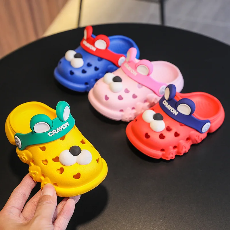 

Summer Children's Flip Flop Hole Shoes Kids Indoor Non-Slip Sandals Boy And Girl Toddlers Baby Cartoon Cute Puppy Slippers