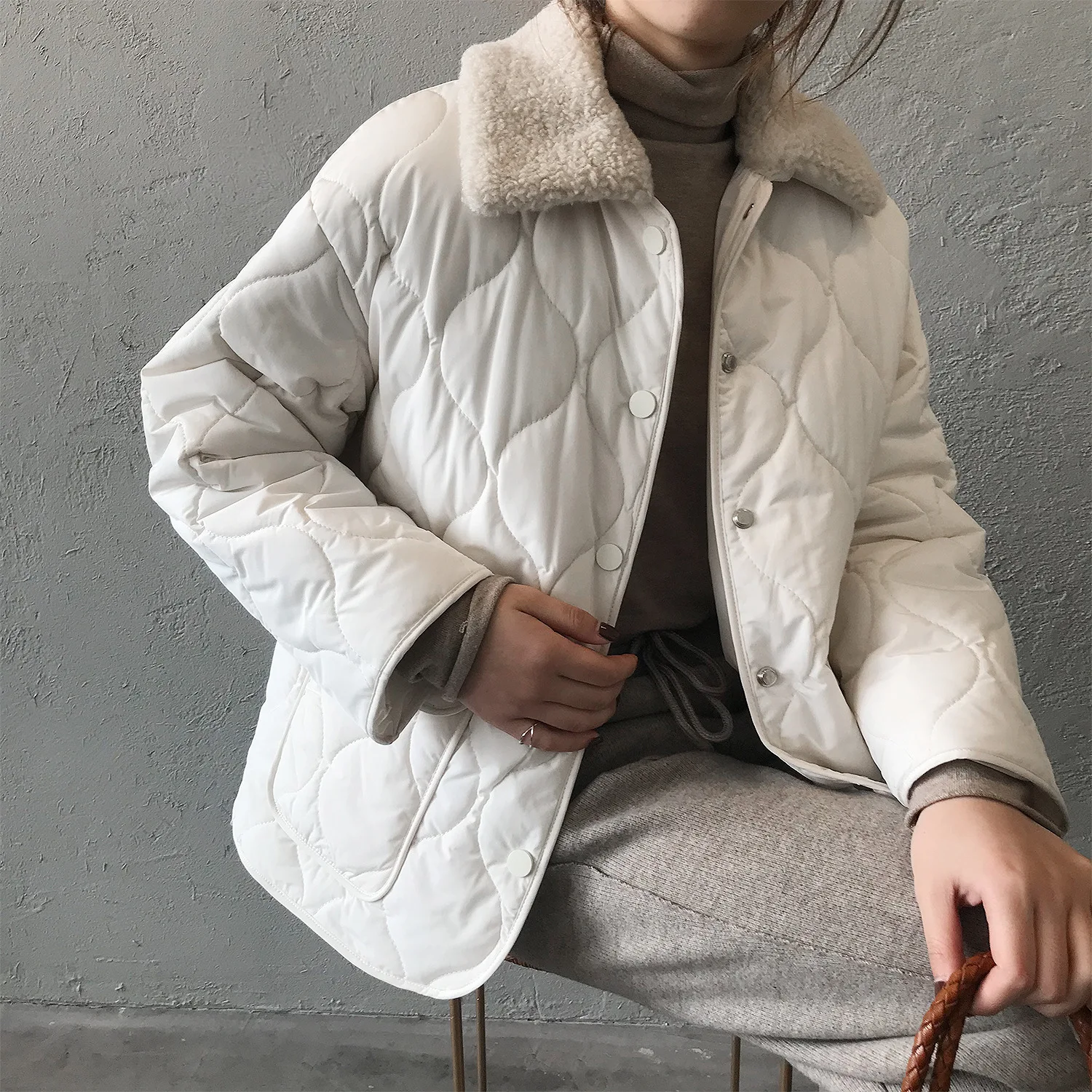 Mooirue зимнее осеннее пальто Femme свободная Алмазная хлопковая стеганая одежда утолщение хлопок свободный сплошной цвет свободный