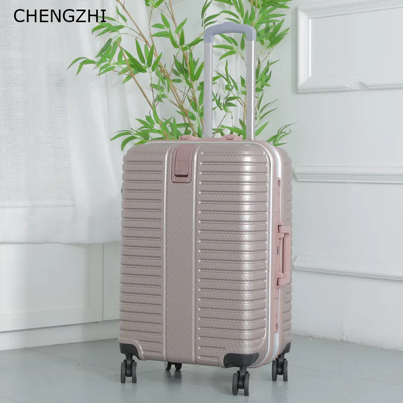 Чемодан на колесиках CHENGZHI дорожный для мужчин и женщин Жесткий чемодан колеса 20 22