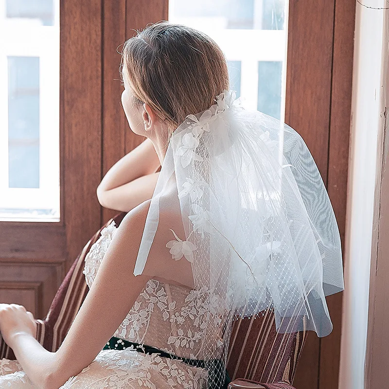 Женское пончо ручной работы короткое из сетчатой ткани в скандинавском стиле с