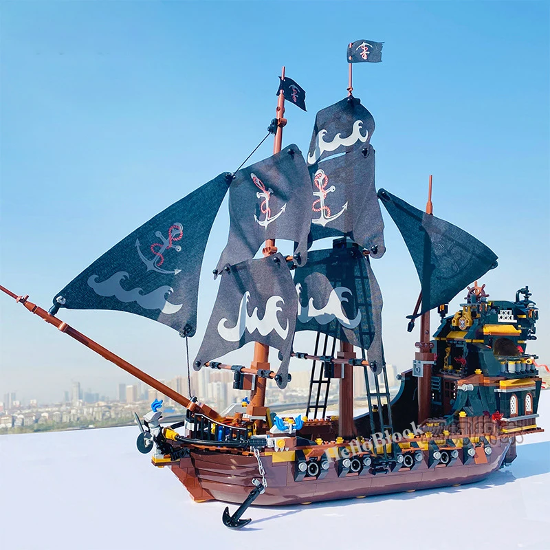 

MOC Idea Series The Eternity Black Pirate Ship Model Building Blocks Red Boat Bricks Assembly Toys For Children Birtdhay Gift