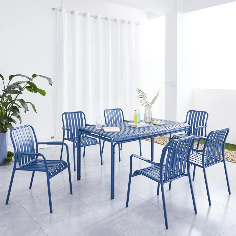 

Уличные столы и стулья на дворе, скандинавские садовые террасы, балконы, современный простой стул из ротанга для отдыха в Интернете, знамени...