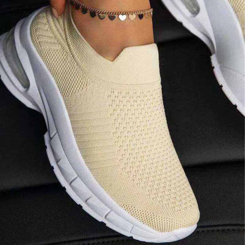

Women Sneakers Mesh Slip-On Shallow Women Vulcanized Shoes Casual Breathable Light Female Flat Shoes for Women 2021