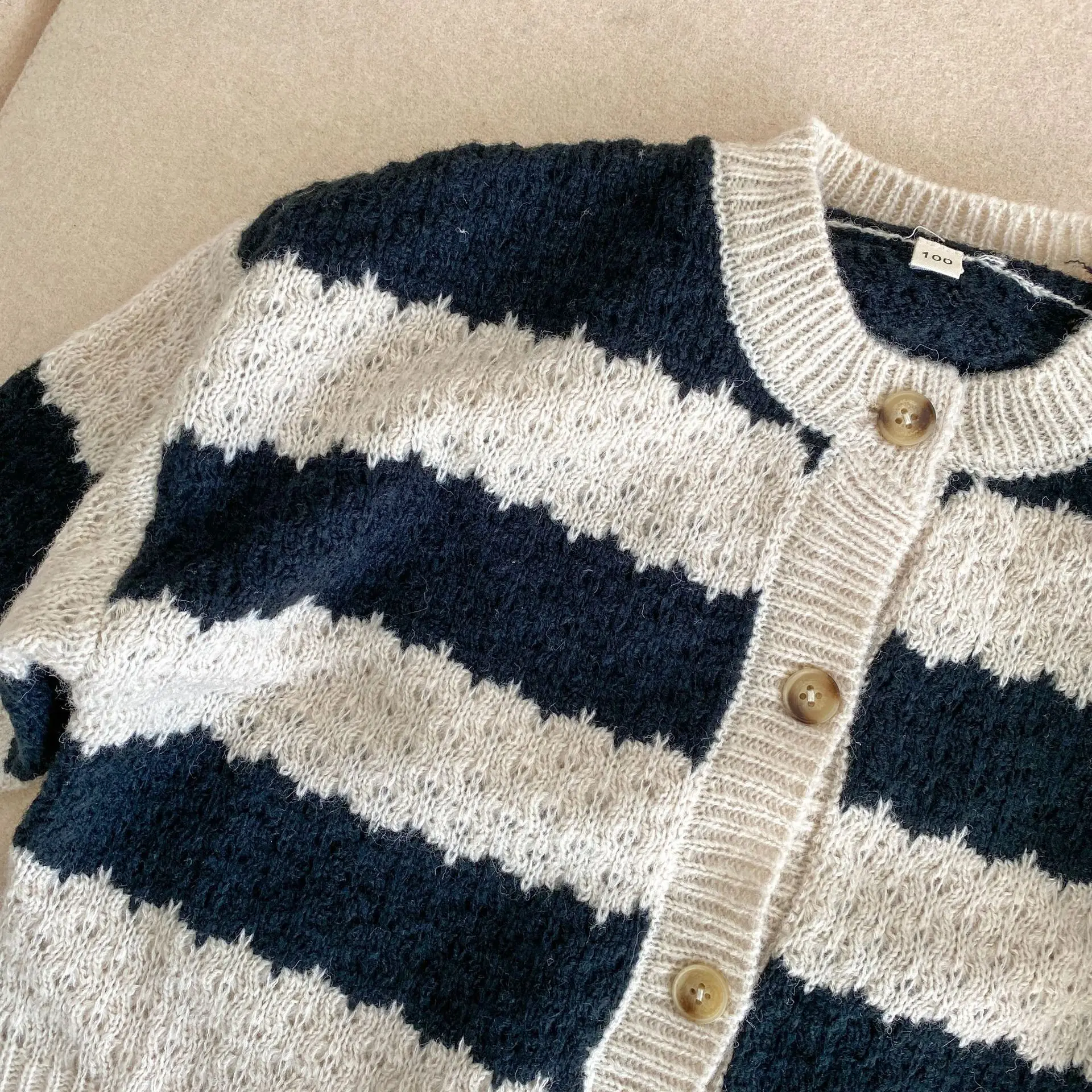 Детский свитер 9755C вязаный кардиган на весну и осень новый черный белый в широкую