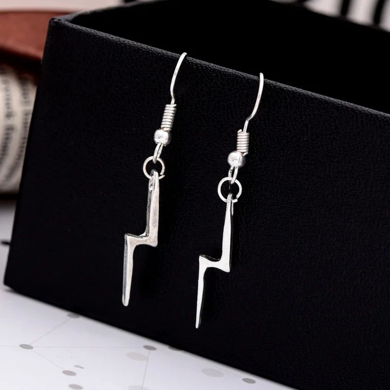 Женские серьги-гвоздики Buipoey Серебристые серьги с крыльями в европейском стиле