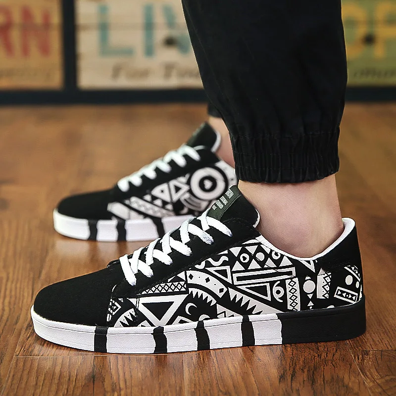 

Shoes Men Casual Canvas Shoes Fashion Lightweight Lace Up Sneakers Summer Breathable Men Flats Slip Shoes Male Footwear MenShoes