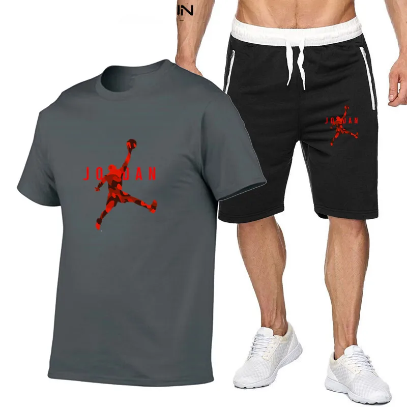 

Men's Sports Suit Printing Casual Wear Round Neck Breathable T-Shirt + Sports Shorts Men's Running Clothes New Fashion Fitness