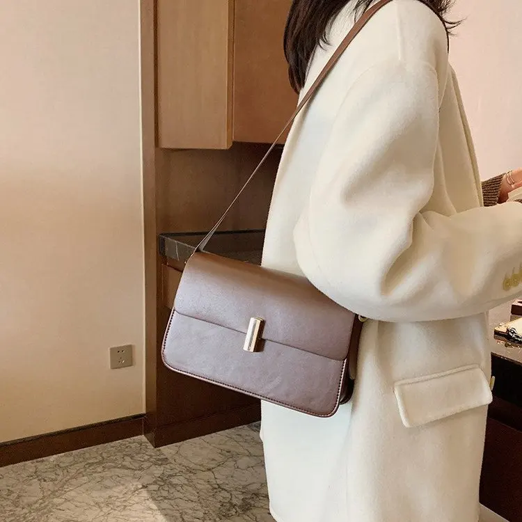 

Messenger Handbags Retro Alligator Pattern Women shoulder bags Flap New PU Leather Casual Solid crossbody bags for women Bolsas