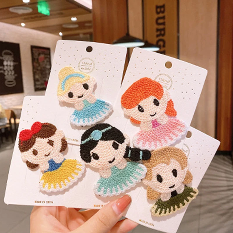 

Модная маленькая милая красочная шерстяная вязаная заколка с мультяшными принцессами Детские аксессуары для волос модная Милая шпилька дл...