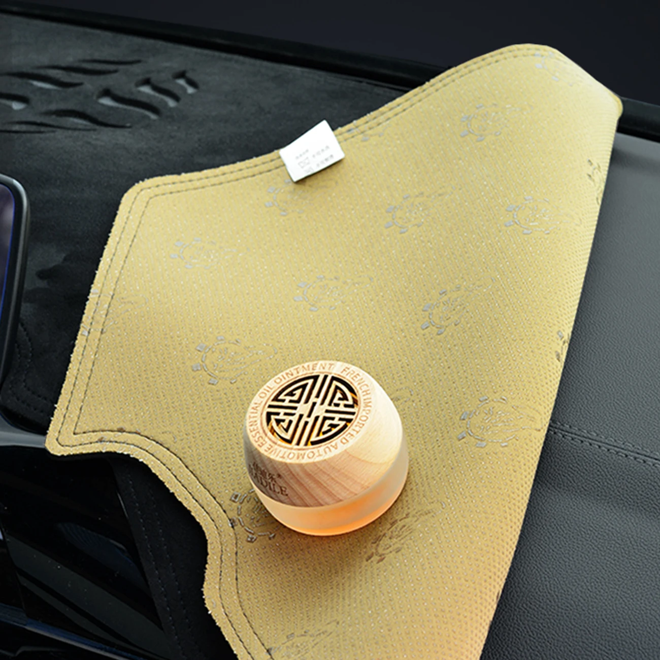 

Car Styling 1 For Cadillac XT5 shading pad special center console work instrument panel front sunscreen pad sunshade modificatio