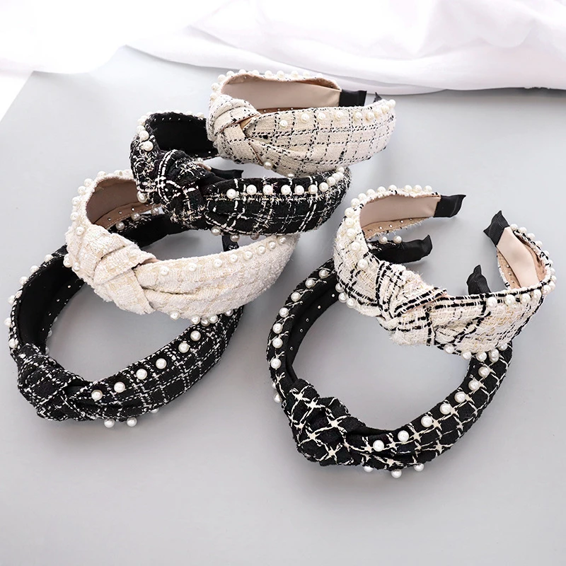 

European And American Wide-brimmed Pearl Headband Fabric Plaid Classic Headdress
