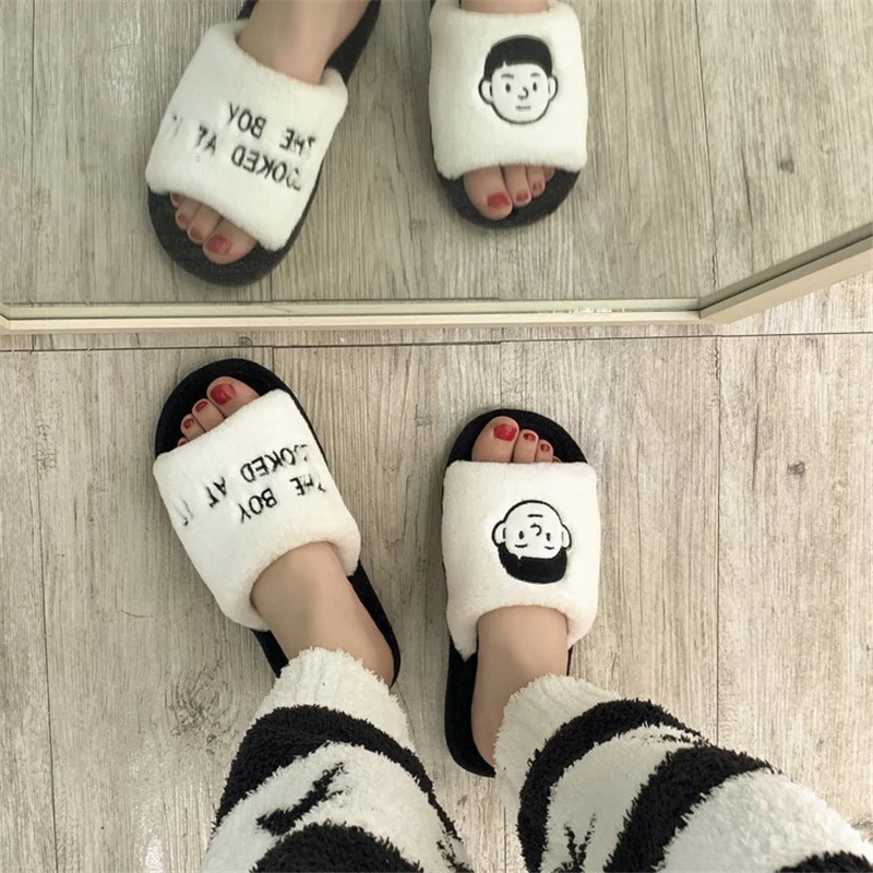 Японские тапочки для пары зимние плюшевые домашние с героями мультфильмов