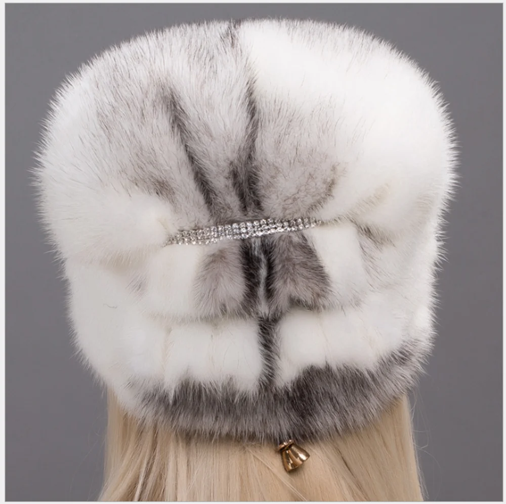 

Warm Casual White Caps Luxury Fashion Real Mink Fur Lady Hats Winter Fur
