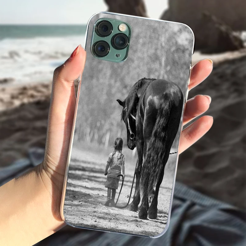 Мягкий матовый пластиковый чехол с рисунком лошади и животных для телефона