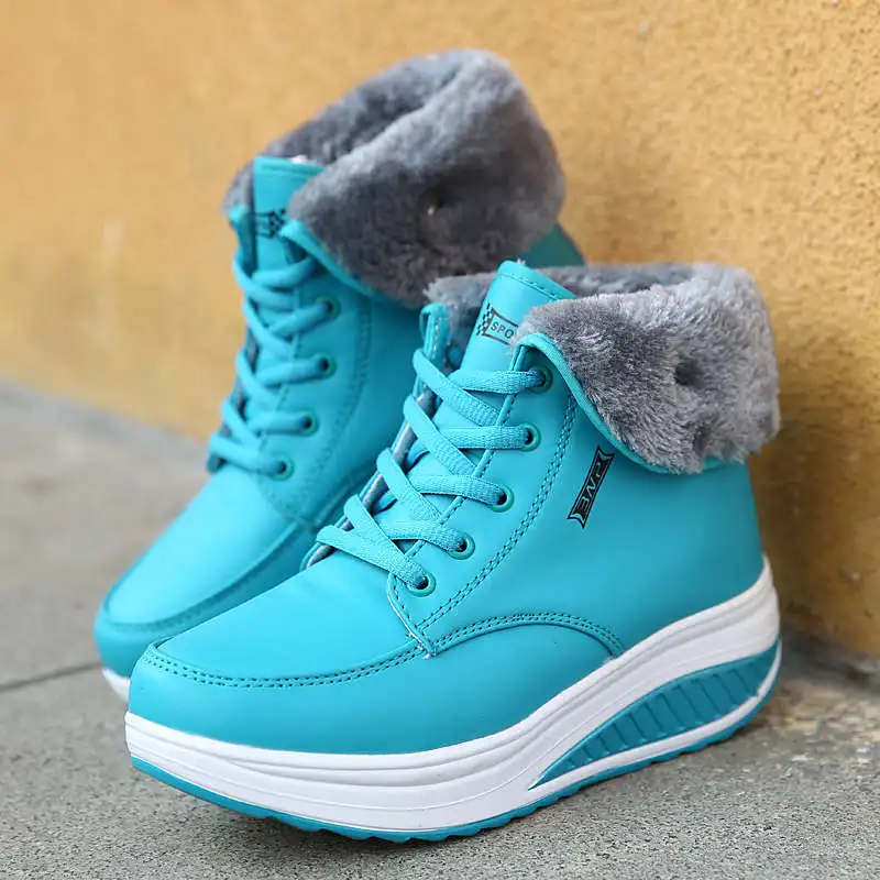 

Кроссовки женские черные спортивные на высокой платформе