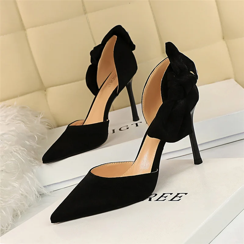 

2020 Summer Sweet Women 9cm High Heels Sandals Flowers Knots Yellow Blue Beige Heels Pumps Scarpins Designer Hollow Party Shoes