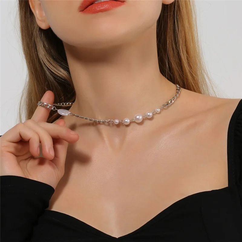 

Silver Color Baroque Pearl Love Beaded Necklaces for Women Imitation Pearl Heart Chain Choker Necklace Charm Jewelry Gifts