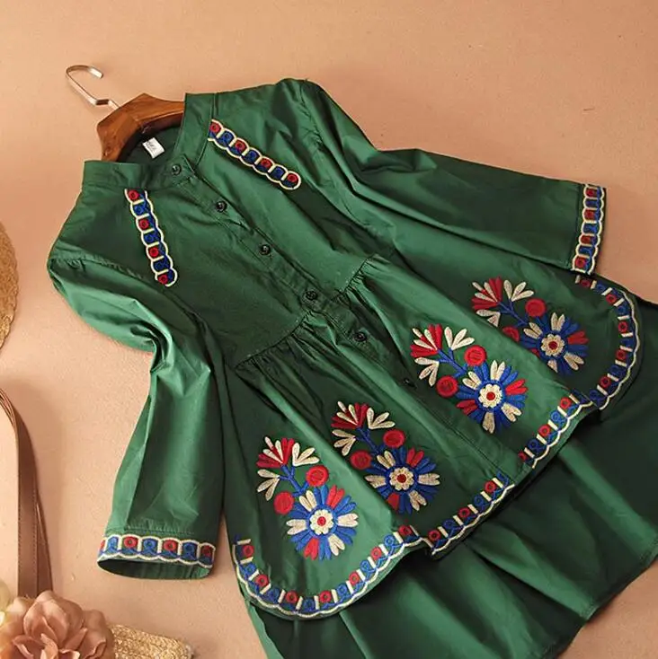 

Women's Spring autumn A-Line embroidery long Shirt Female Vintage National Loose Casual plus size cotton Shirt Blouse TB981