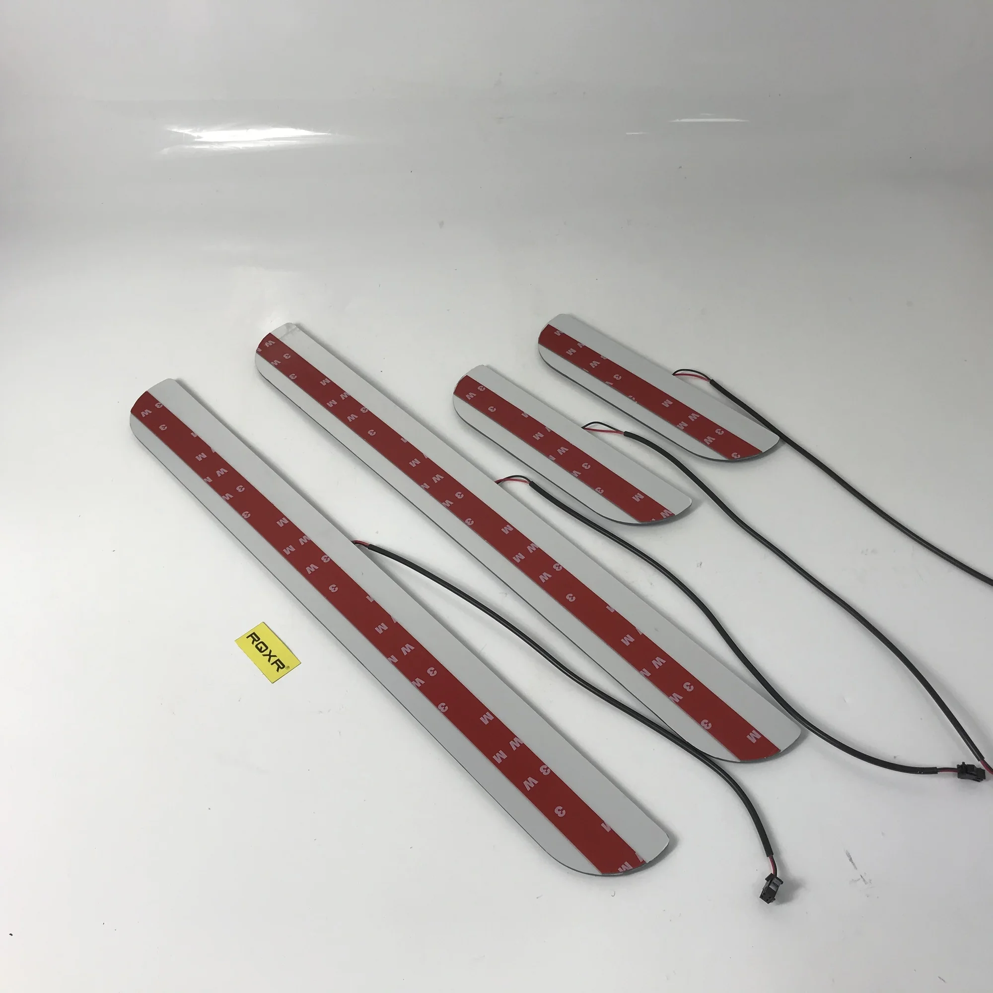 

Infrared Sensor Control Led Door Sill Plate Strip Welcome Light Threshold Guard Protectors for Ford Focus St