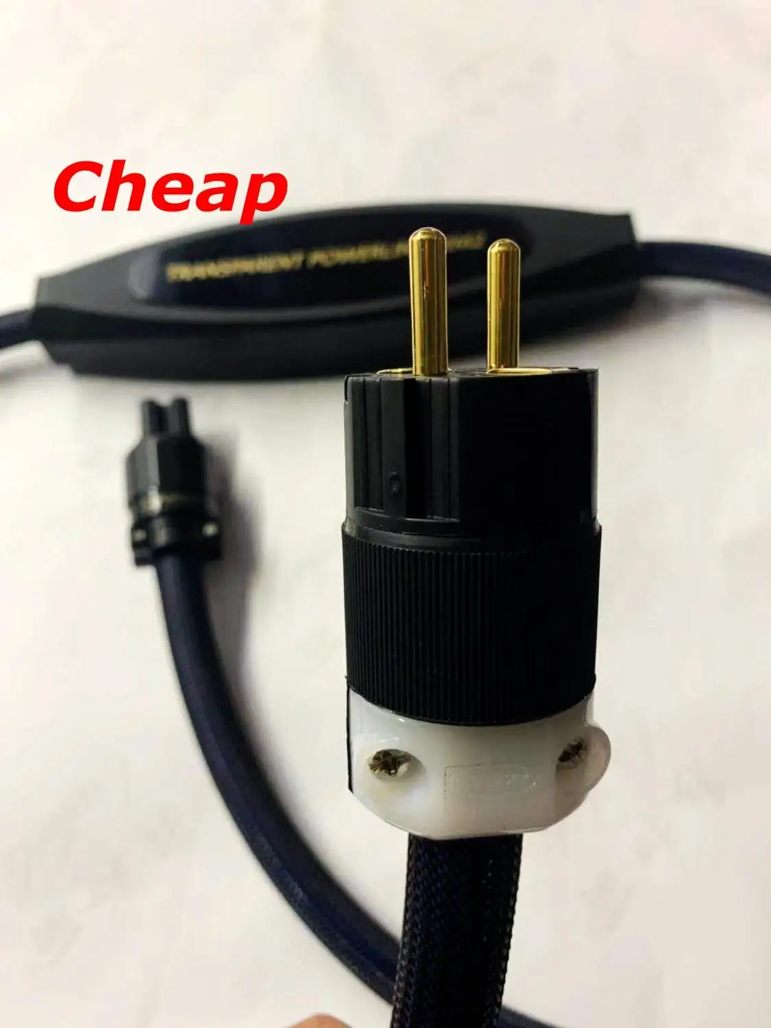 Высококачественный-прозрачный MUSICWAVE ULTRA -MM2-Power кабель версии для США и ЕС |