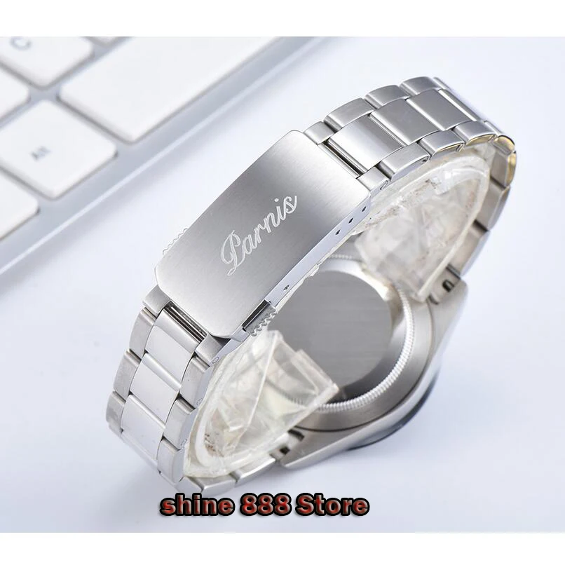 Мужские кварцевые часы с сапфировым хрусталем и хронографом белым циферблатом 39