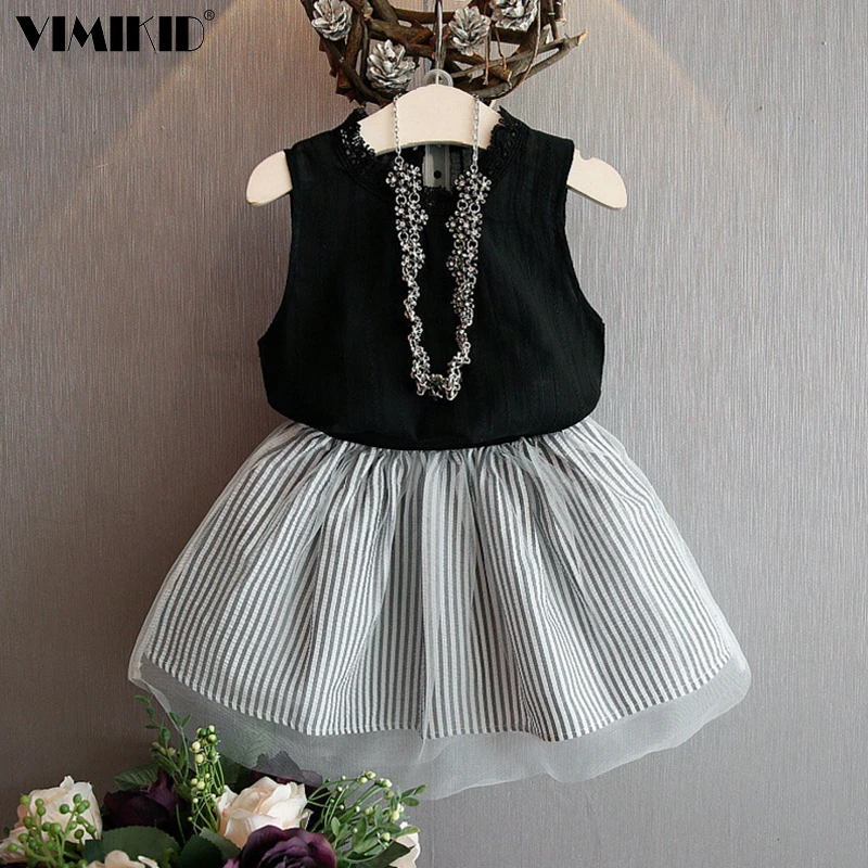 Летний комплект для девочек платье без рукавов из 2 предметов однотонный