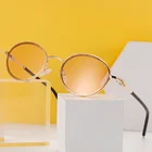 Новые цельные солнцезащитные очки без оправы для женщин Европейская и американская мода квадратная большая оправа ins уличные модные солнцезащитные очки uv400