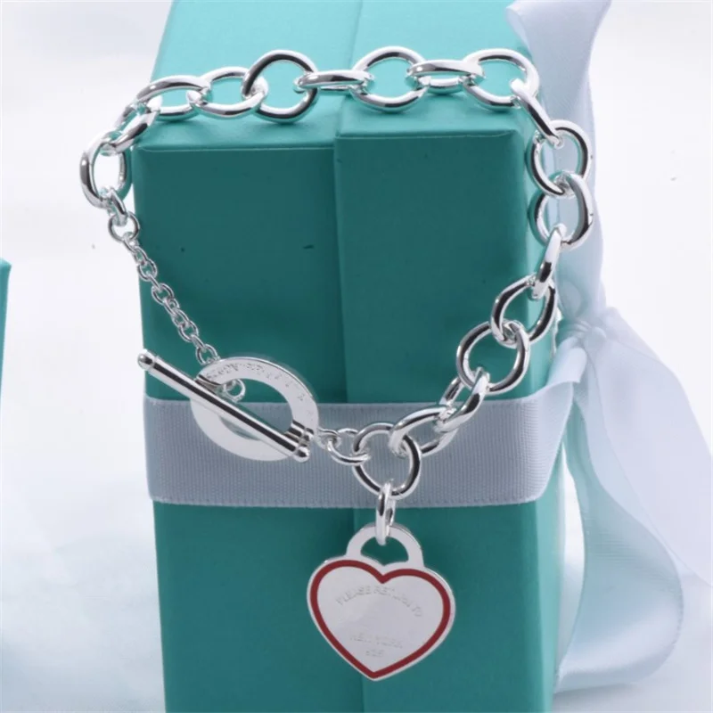 

Red and blue circle Love Tag heart-shaped bracelet, a classic double tag bracelet suitable for jewelry lovers, romantic holiday