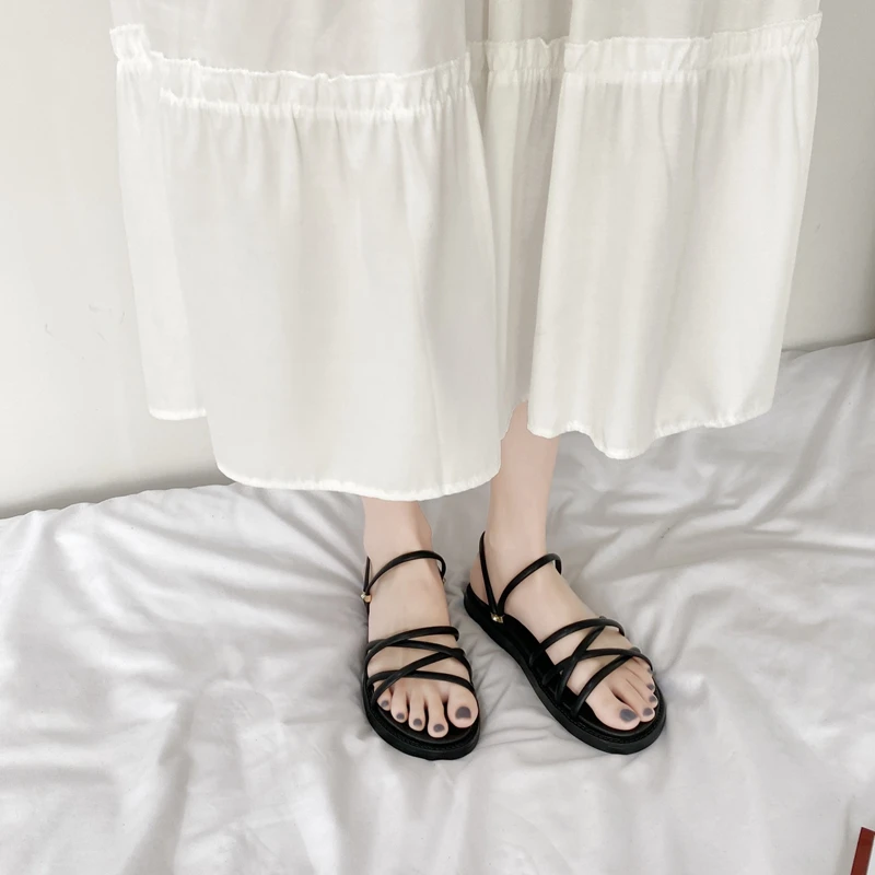 

PAMANNI Slip-OnPU Leather Flat Two Style Female Slippers Retro Slippers Casual Trend Shoes Women Summer Sandals