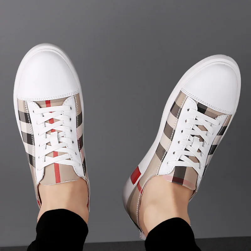 

2020 New Men's Shoes Plus Size 39-47 Men's Flats,High Quality Casual Men Shoes Big Size Handmade Moccasins Shoes for Male