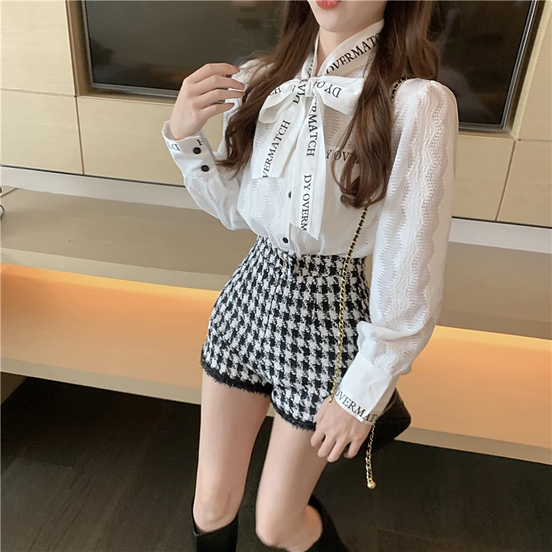 

Korean Style Slim Blouse Women Turn-Down Collar Lace Up Bow Design Elegant Women Tops Long Sleeve Shirts 2020 Fall Fashion