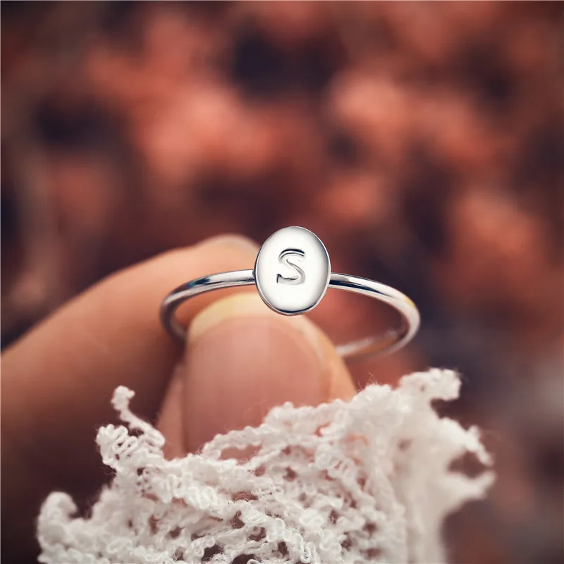 Персонализированные Гравированные штабелируемые крошечные овальные A Z кольца с