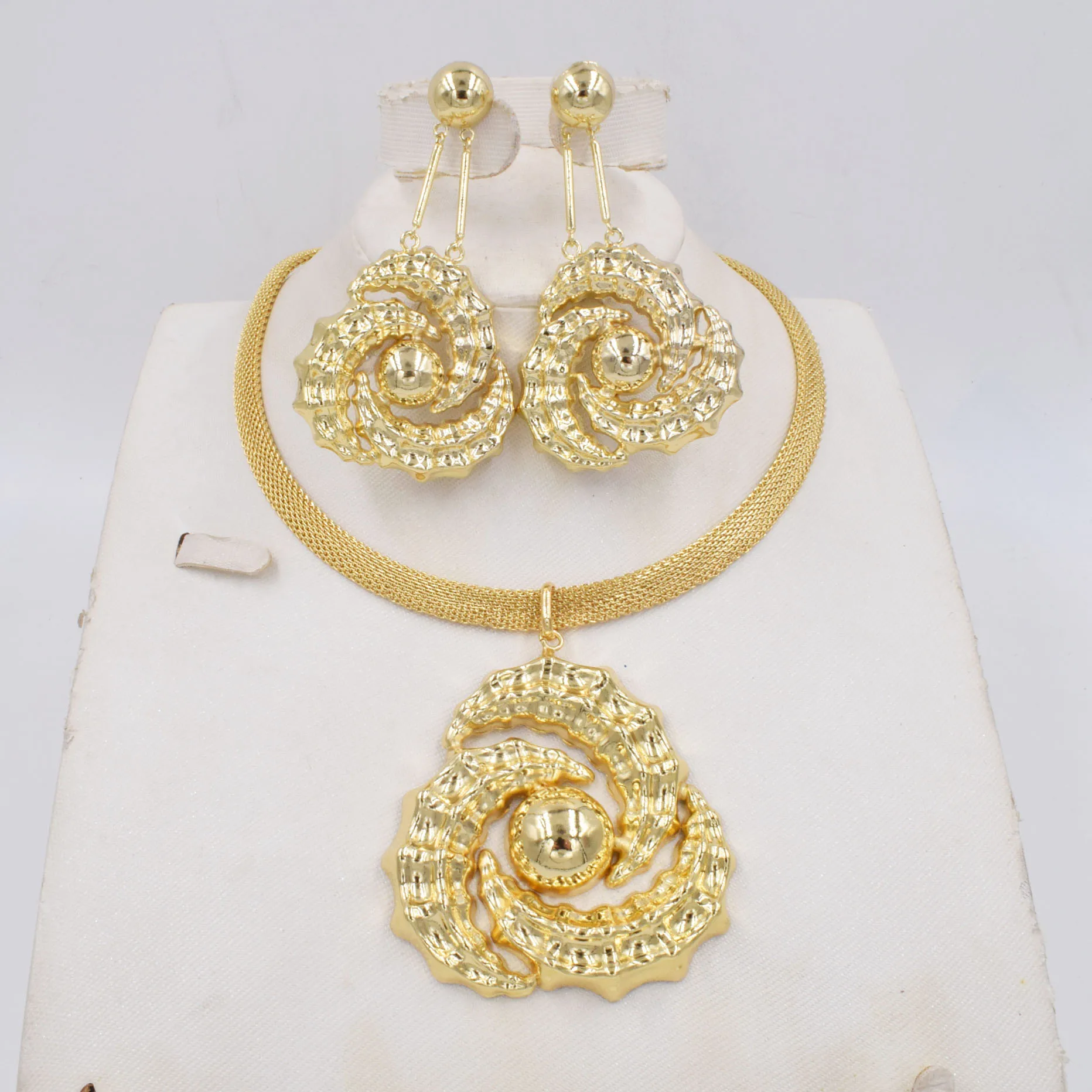 2023 HOT dubai gold Women Party Jewelry Set Women Wedding Necklace Bracelet Earring Ring African Beads Jewelry Set