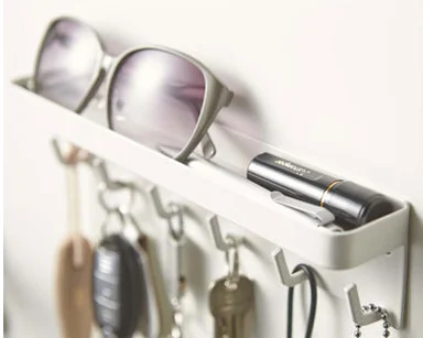 Стеллаж без пробивки: настенный с магнитом для задней крышки домашней