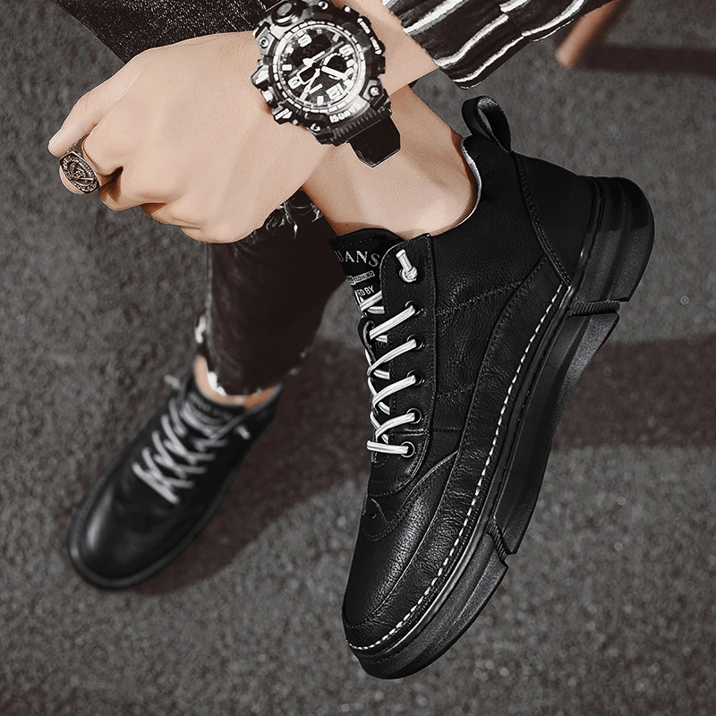 

Fashion Men Breathable Autumn lace up comfortable Casual Shoes Outdoor Men Comfy Men 2021 Leather Casual Comfortable Sneakers