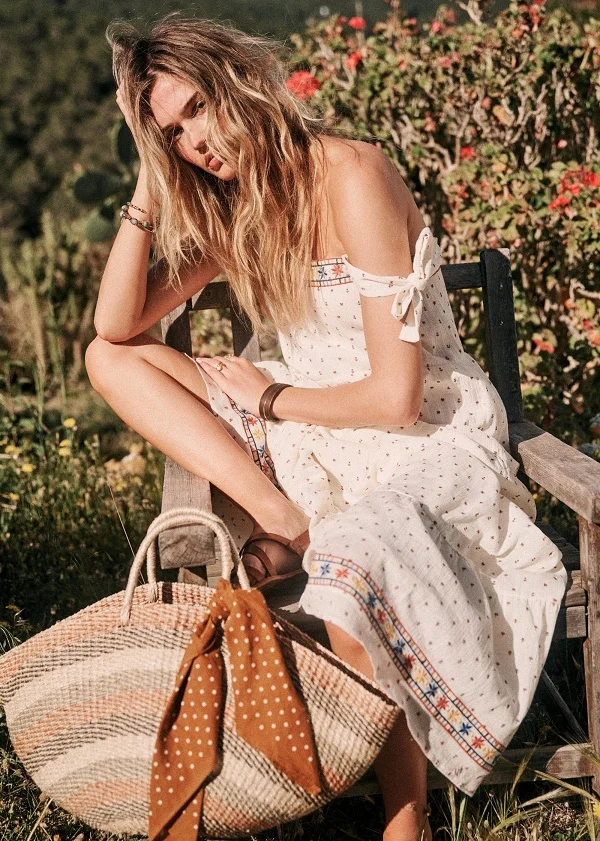 

Dropshipping Embroidery Women Spaghetti Strap Sleeveless Loose Dress 2020 Summer Womens big Size Boho Backless Sexy Long Dresses