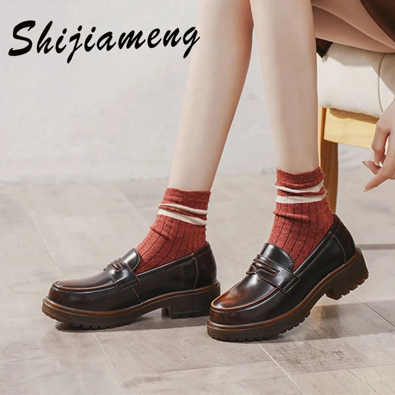 

Spring and autumn thin one-step small leather shoes 2021 new Japanese round head beef tendon sole retro loafers designer