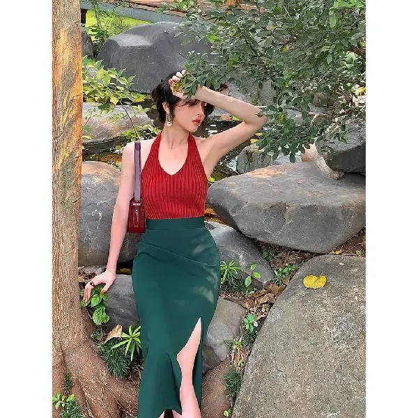 

Wine afternoon homemade Hong Kong style retro 2021 summer new high waist split skirt women's mid length A-line buttock skirt