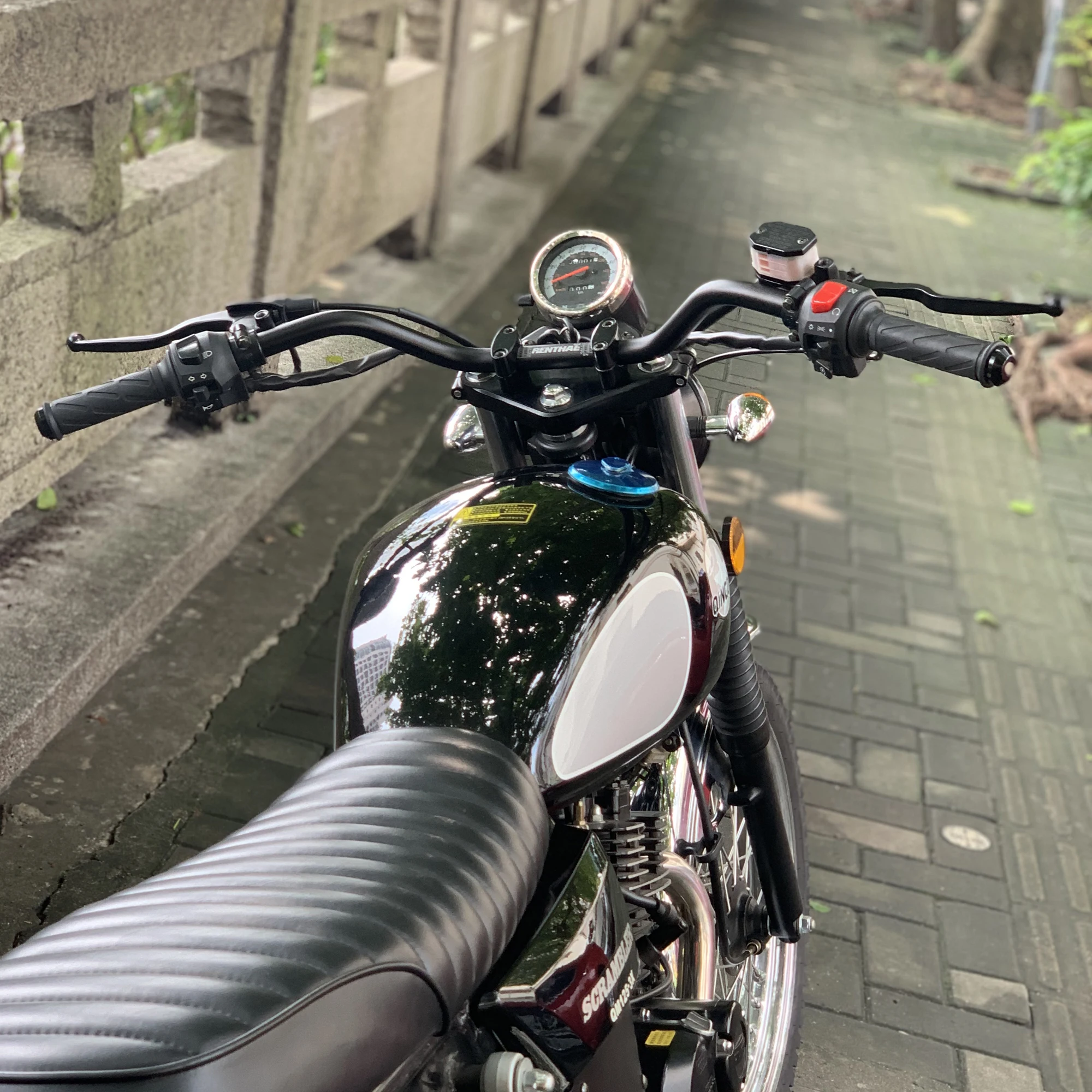 Ручки 22 мм для Руля Мотоцикла Renthal Анодирование CNC алюминиевый сплав Ducati Scrambler Cafe