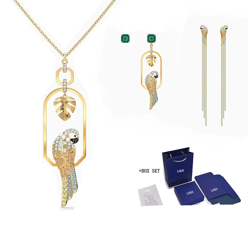 

2021 Brand 1:1 Noble and Elegant Lady Silver Jewelry Decorated with Exquisite Luxury Charm Jewelry in Tropical Garden