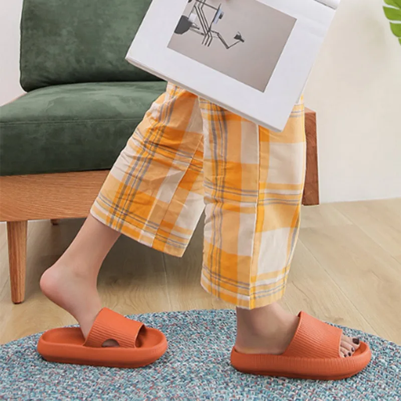 Шлепанцы женские на толстой платформе Нескользящие Эва мягкая подошва для