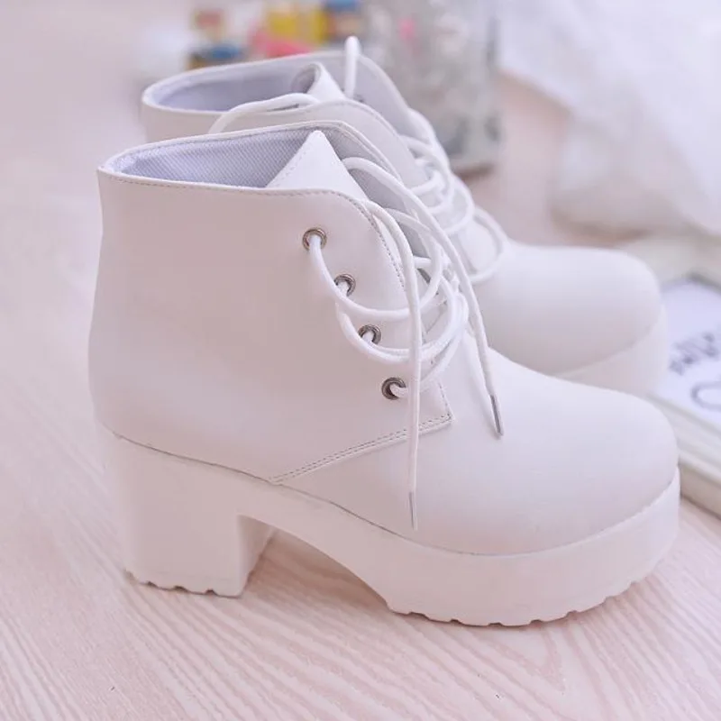 

2021 Spring And Autumn New Thick Bottom Waterproof Platform Short Strap High Martin Boots Large Heel thick heel