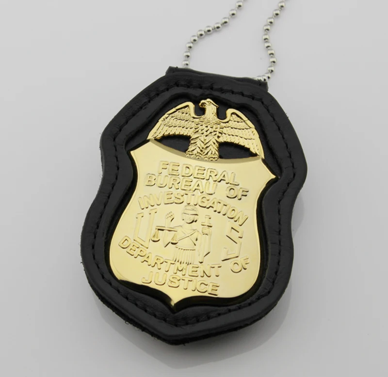 США FEDERAL BUREAU OF INVESTIGATION DEPARTMENT JUSTICE-Pin Back со встроенным зажимом для ремня кожаный