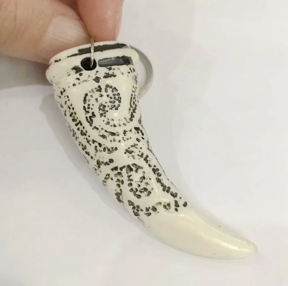 

12 pcs Design Personality Tribal Bone Biker Jewelry Keychain Male Punk Jewelry
