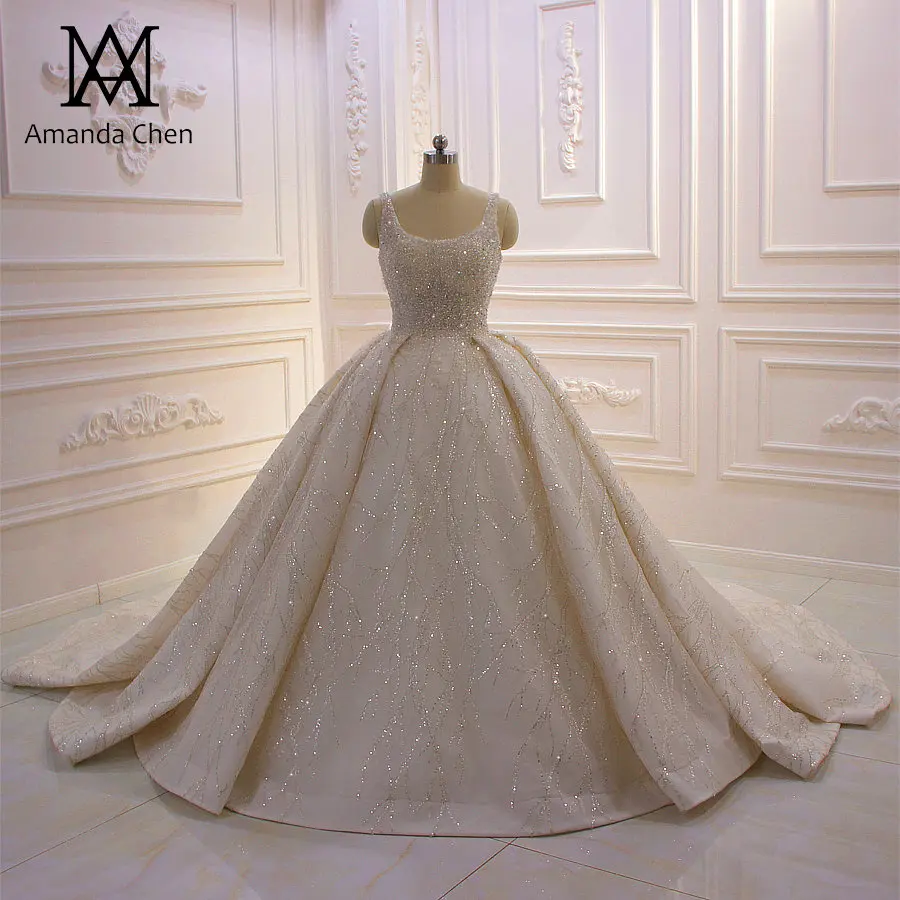 Свадебное платье с рукавом крылышком и кристаллами 2020|Свадебные платья| |