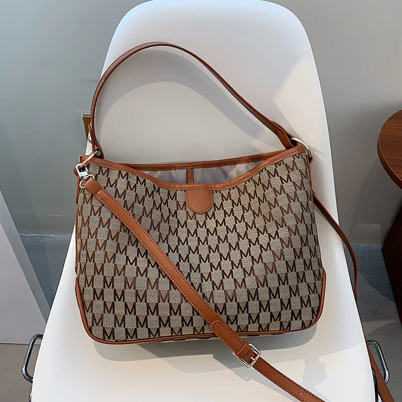 

Женская сумка-тоут из денима, большой саквояж на плечо, винтажный чемоданчик кросс-боди с надписью