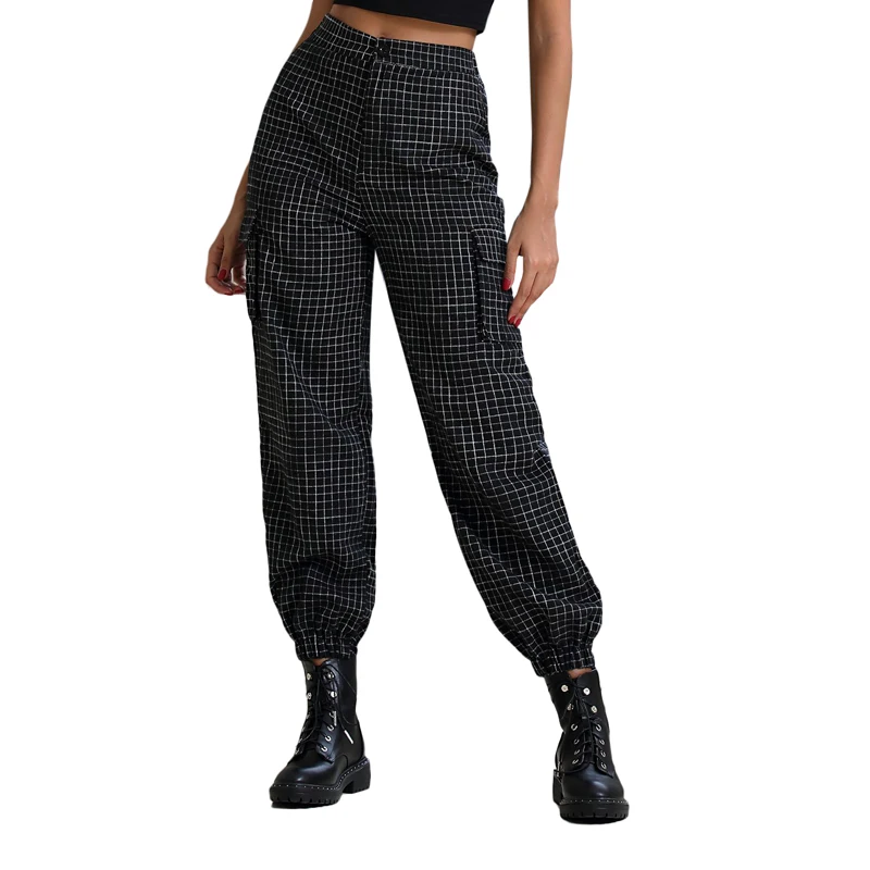 Женские клетчатые мешковатые брюки-карго с высокой посадкой и карманами |