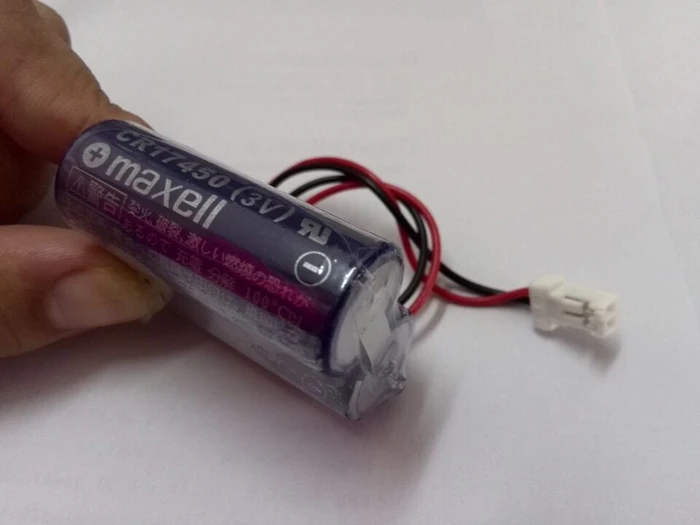 

New Genuine Maxell CR17450 3V 2600mah CR17450(3v) 2 combination 2 CR17450 Lithium Battery PLC Batteries Made in Japan