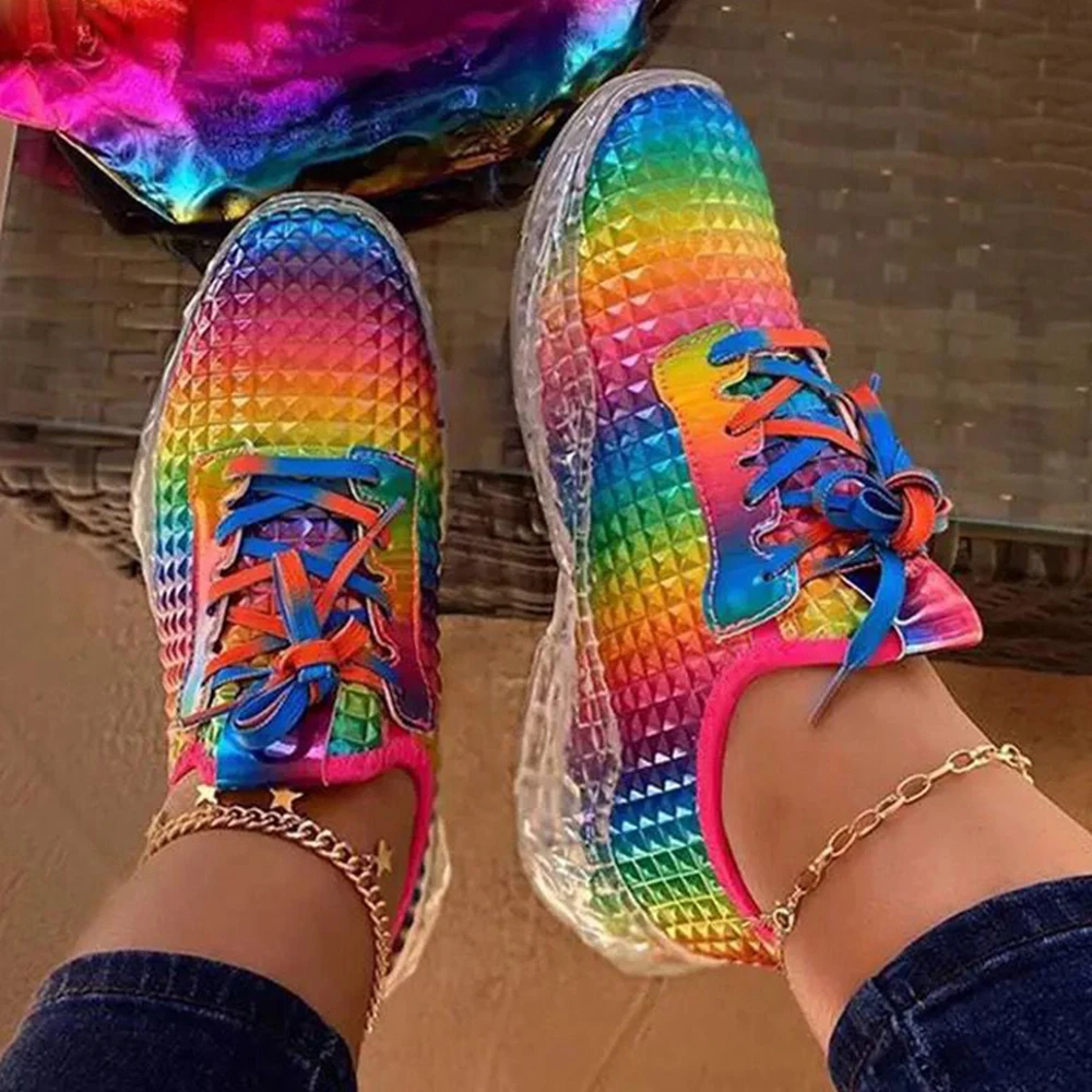 Женские разноцветные кроссовки на шнуровке Модные из сетчатого материала